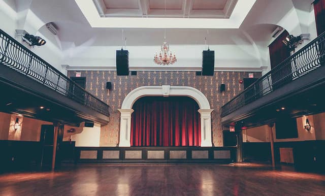 Live music venue
