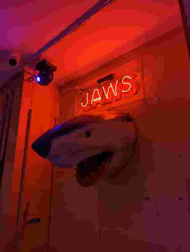 Simmons Bar