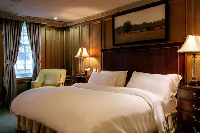 Windsor Arms Hotel