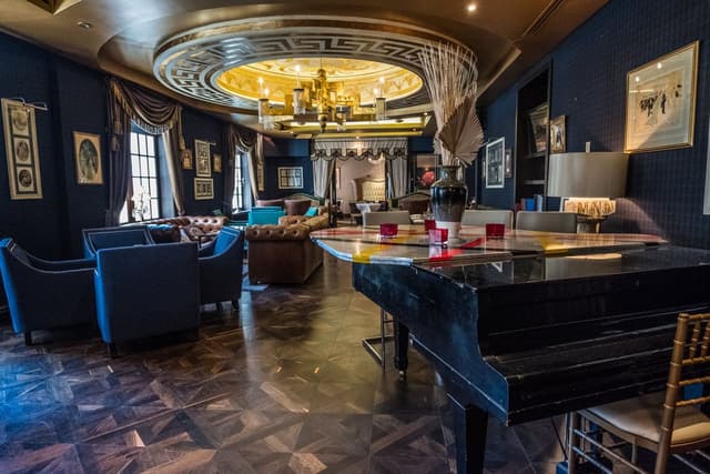Gatsby Restaurant