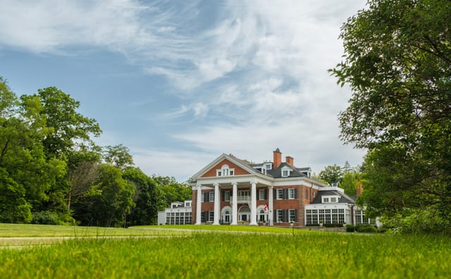 Langdon Hall Firshade Room: Stately venue for corporate retreats and executive offsites.