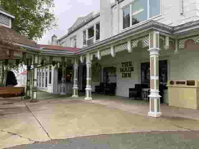 Main Inn 420