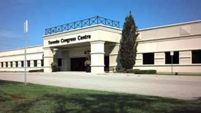 Toronto Congress Centre exterior arrival area, ideal for large-scale conventions and trade shows.