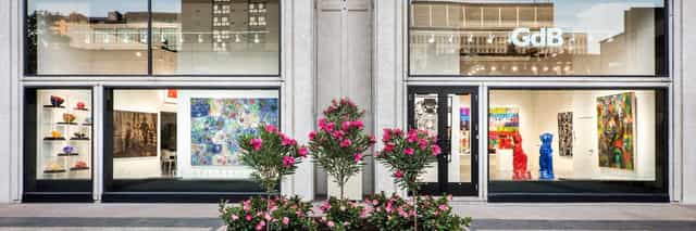 Galerie de Bellefeuille art gallery storefront: sophisticated venue for corporate and private events.