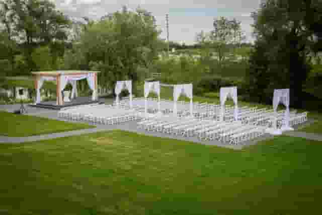 Banquet hall