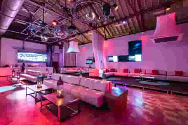 lounges
