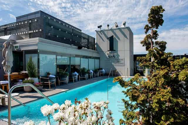 1 Hotel Toronto