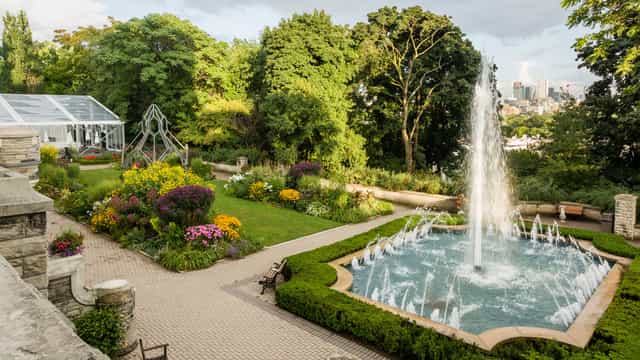 Casa Loma garden venue with marquee and fountain for luxury outdoor weddings and events.