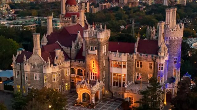 Casa Loma historic castle venue for luxury corporate galas and exclusive incentive dinners.