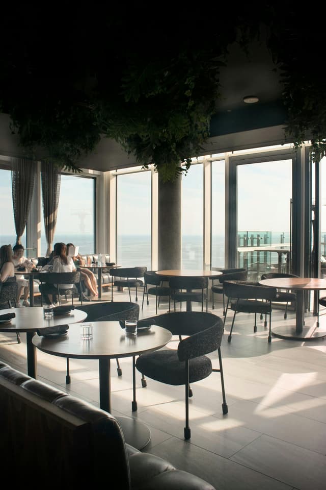 Cocktail bar