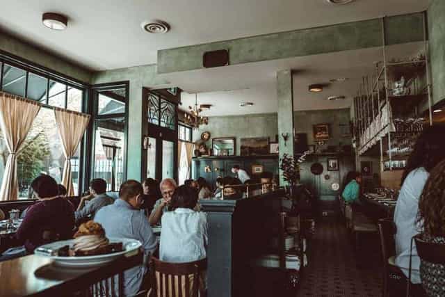 St. Lawrence dining room with intimate seating, perfect for networking lunches and social events.