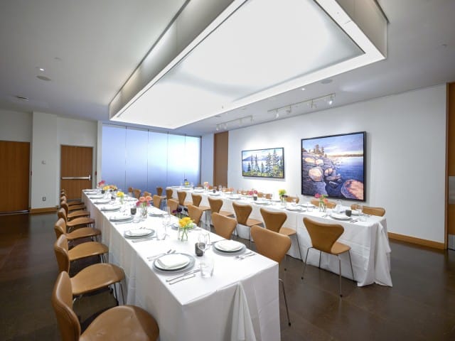 Minimalist AGO Bistro set for a professional board dinner and corporate workshop.