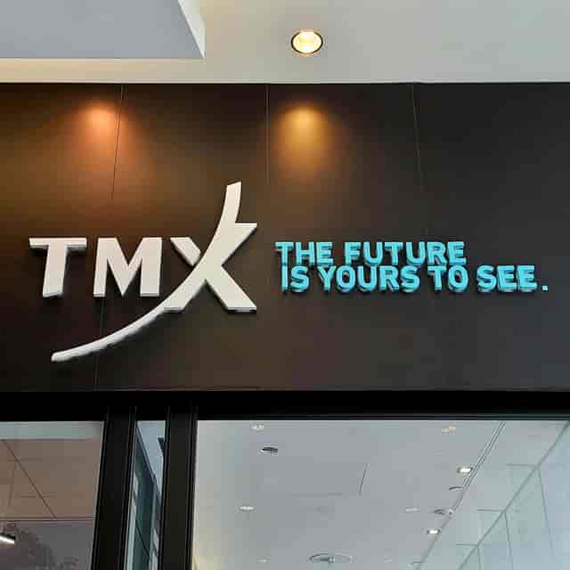 Flagship Room TMX Market Center: Dimensional typography backdrop for corporate event registration.