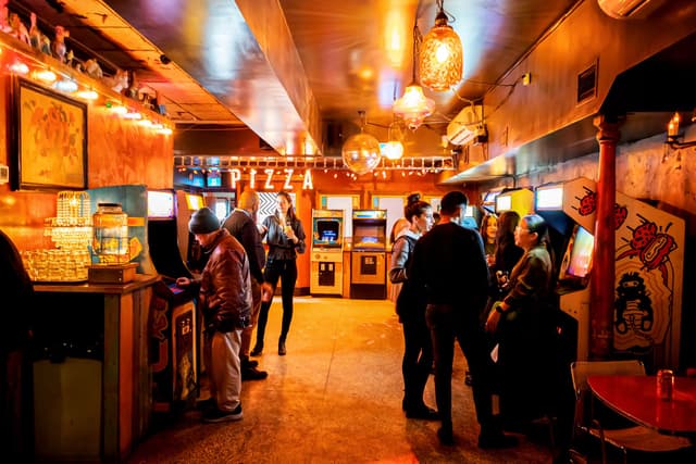 Bar