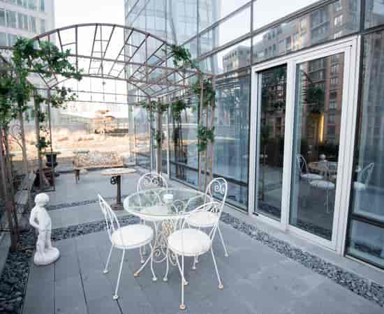 "Charming Garden Suite terrace at Shangri-La Toronto for networking events and gatherings."