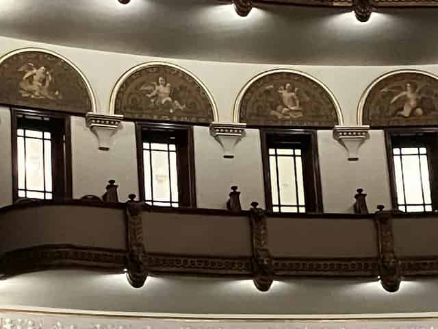 Teatro de la Ciudad Esperanza Iris