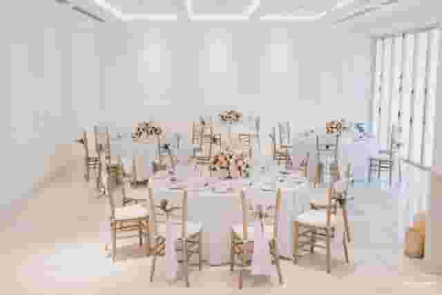 White Ball Room / Foyer