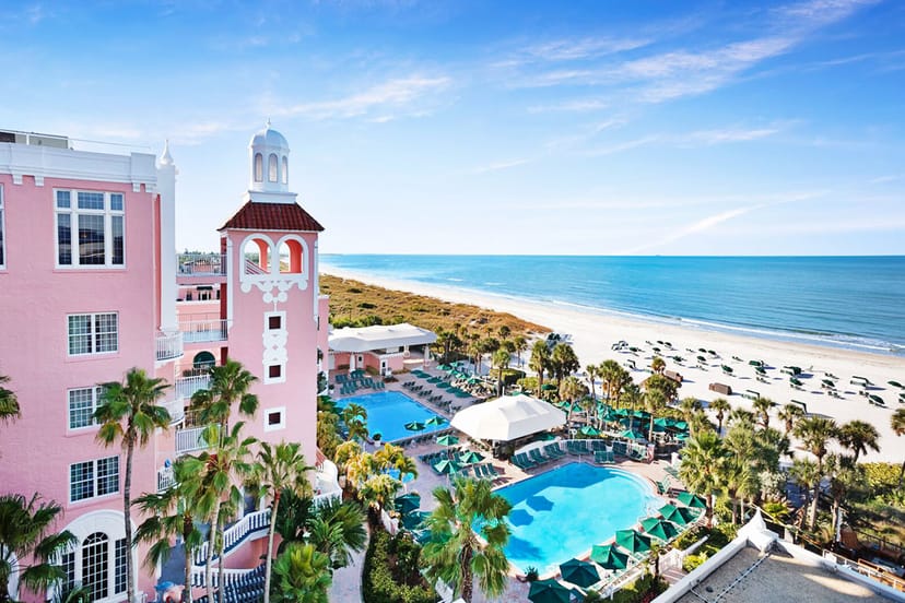 The Don CeSar courtyard with iconic pool deck for corporate incentive travel and group events.