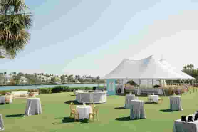 Lagoon Lawn