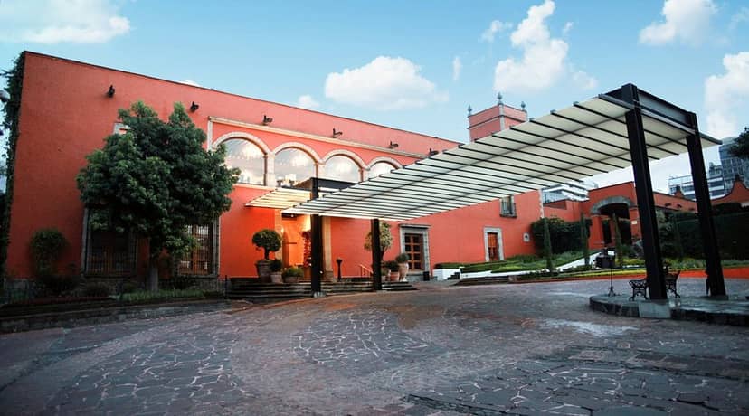 Terracotta Hacienda de los Morales venue for boutique retreats and evening receptions.