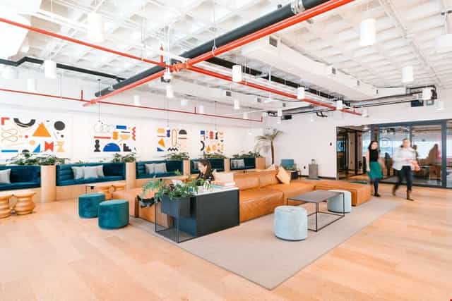 Modern WeWork Lomas de Chapultepec office breakout space for networking and corporate events.
