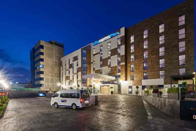 Modern City Express Plus hotel in Mexico City, ideal for business travel and group events.