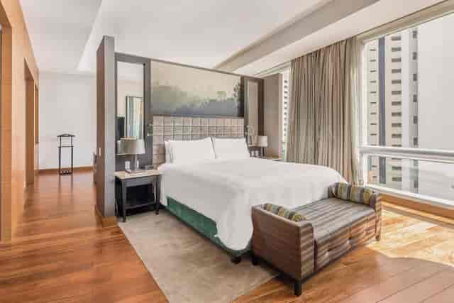 Premium guest room at Mediterráneo Live Aqua Mexico City for VIP speakers and executive events.
