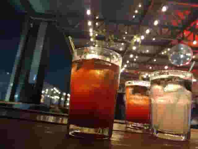 Live music bar