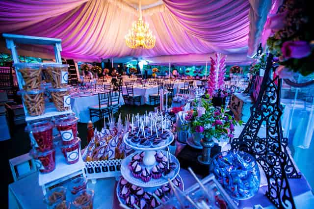 Banquet hall
