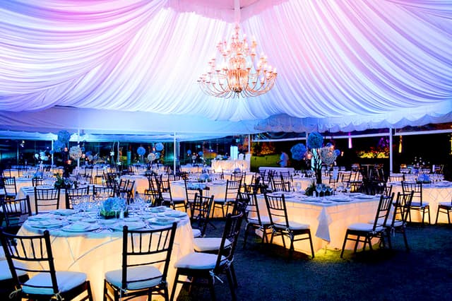 Banquet hall