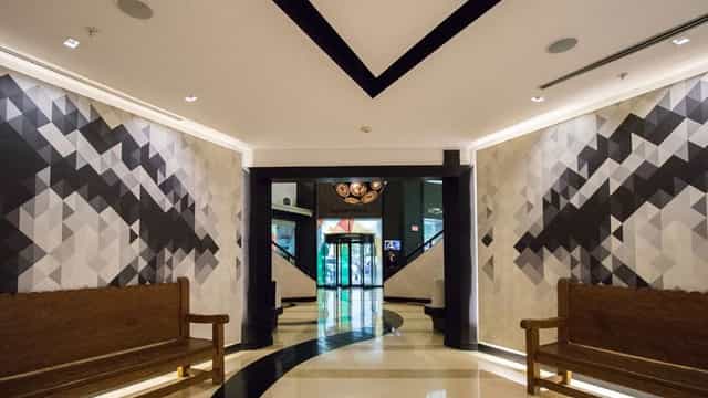 Le Méridien Mexico City meeting space with geometric design for corporate events and conferences.