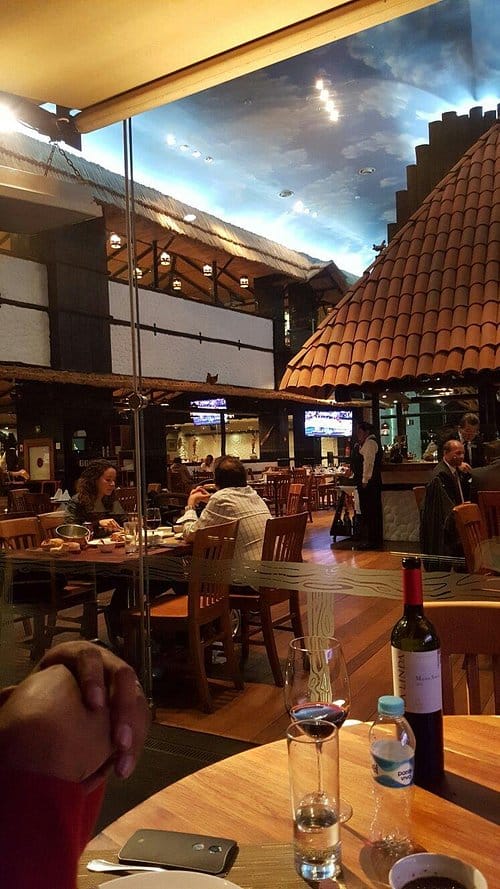 Casual dining restaurant in Rincon Argentino for post-conference networking and group dinners.