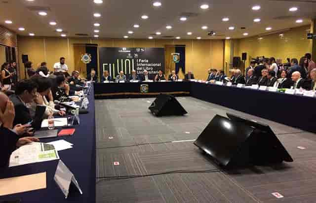 U-shaped boardroom at UNAM Convention Center for professional corporate meetings and conferences.