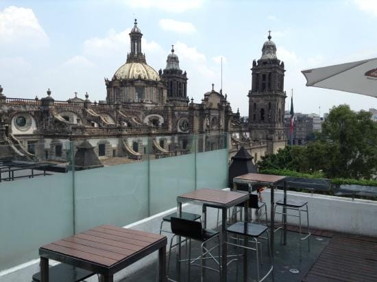 Terraza - Picture of Hostel Mundo Joven Catedral, Mexico City -