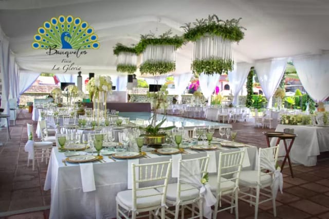 Elegant outdoor marquee setup at Finca La Gloria for upscale wedding and corporate gala events.