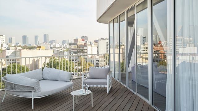 La Terraza Mondrian Mexico City: VIP executive networking space with premium skyline views.