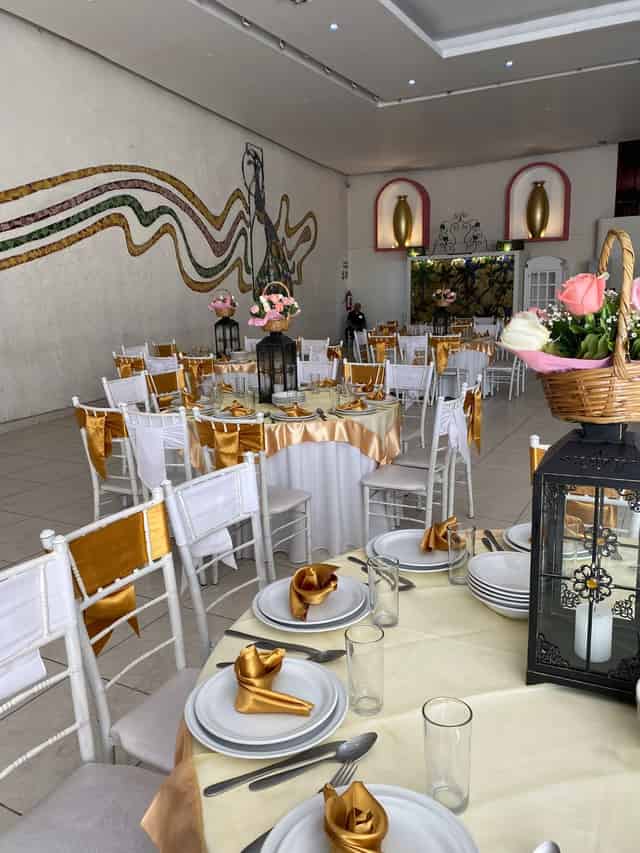 Salón Pavorreales