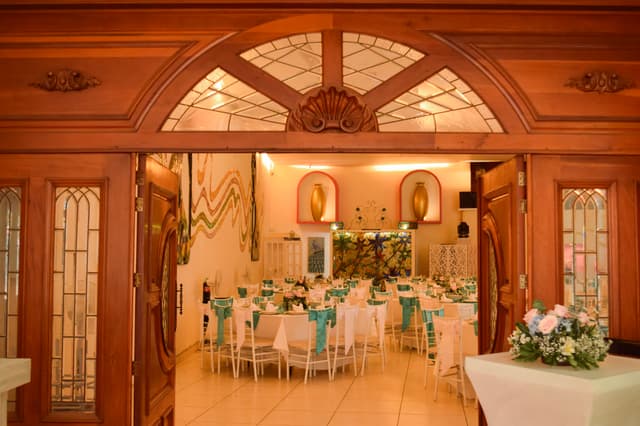 Salón Pavorreales