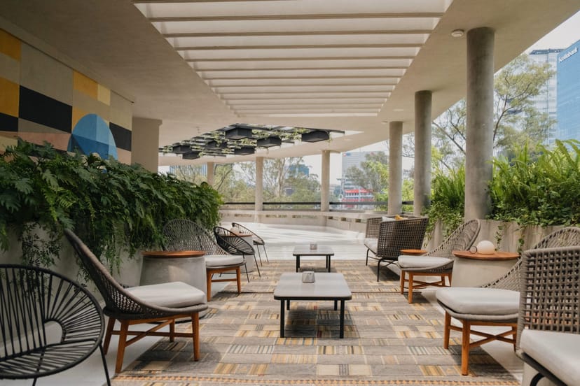 Modern terrace at Hotel Campos Polanco for corporate networking and cocktail events.