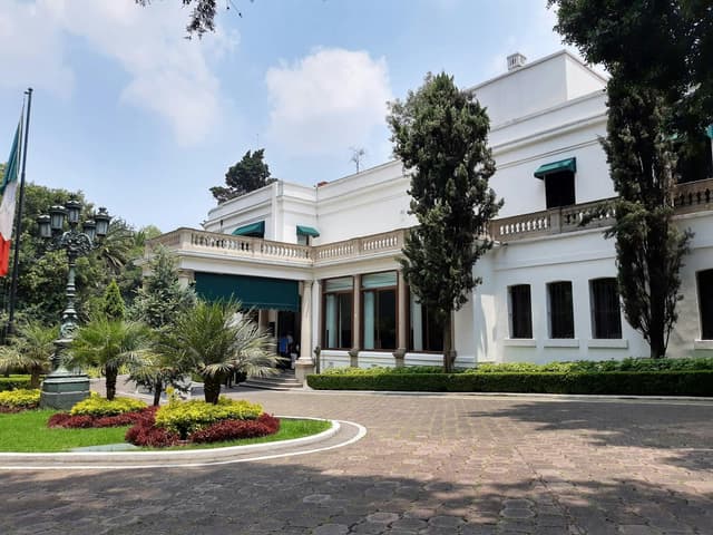 Complejo Cultural Los Pinos