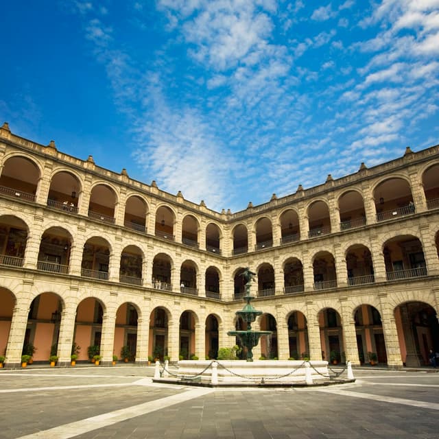 Complejo Cultural Los Pinos
