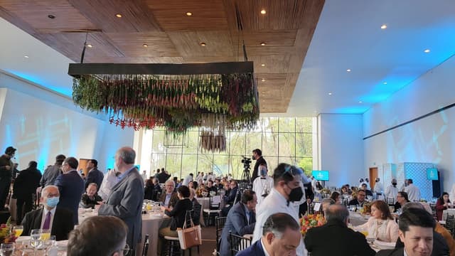 Banquet hall