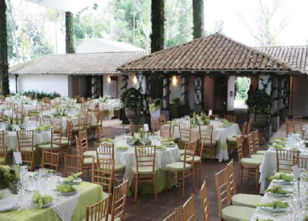Banquet hall