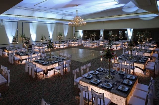 Banquet hall