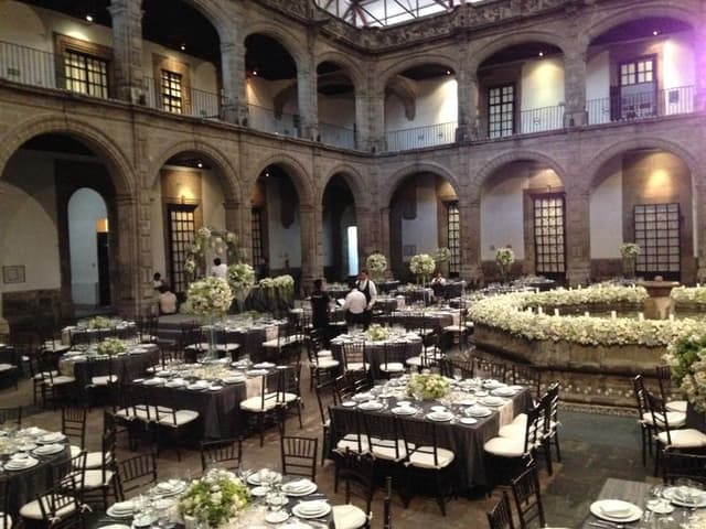Banquet hall