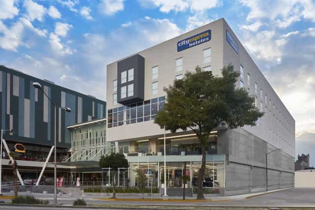 Modern City Express by Marriott Ciudad De México La Raza hotel for corporate events and business trips.