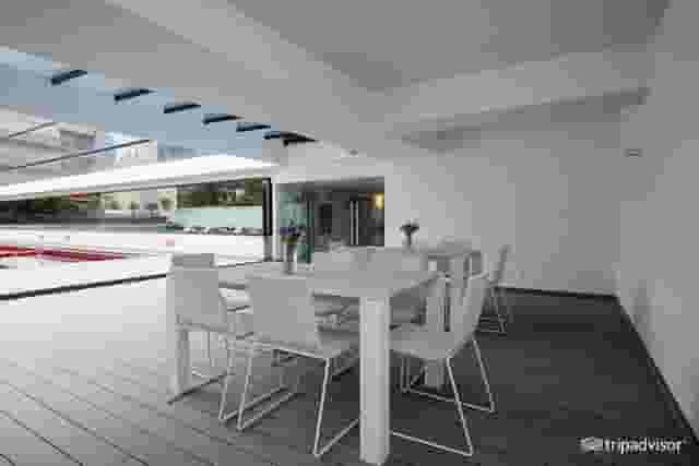 Poolside Terrace