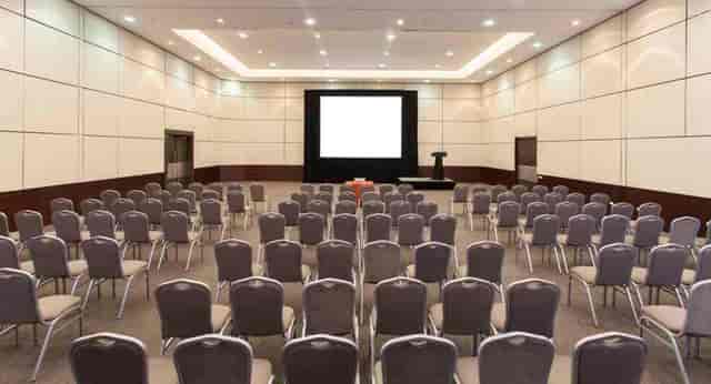 La Sagrada theater setup at NH Collection Mexico City: professional event space for conferences.