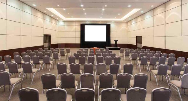 La Sagrada theater setup at NH Collection Mexico City: professional event space for conferences.