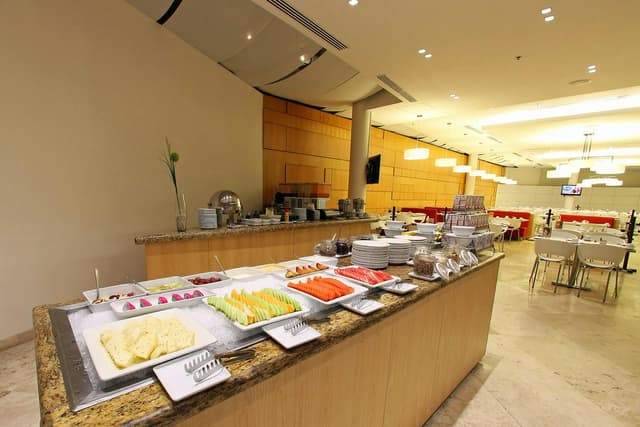 Salon B